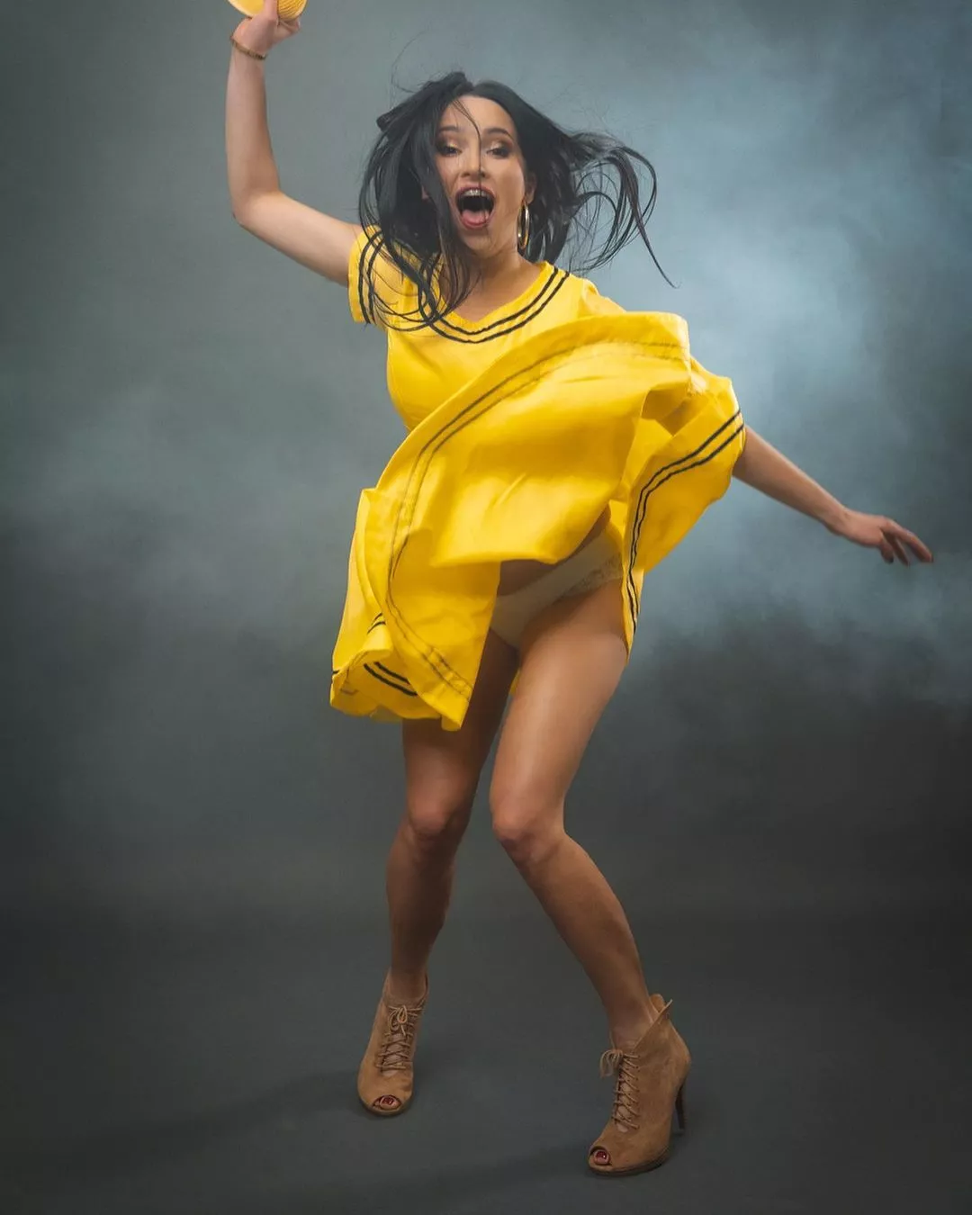 Emilia Sanecka Daj to Głośniej w koronkowej bieliźnie! Popularna wokalistka disco polo kusi odważną sesją! 